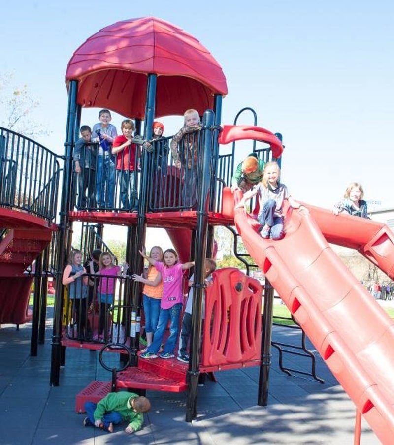 Lisbon Elementary School preview 2